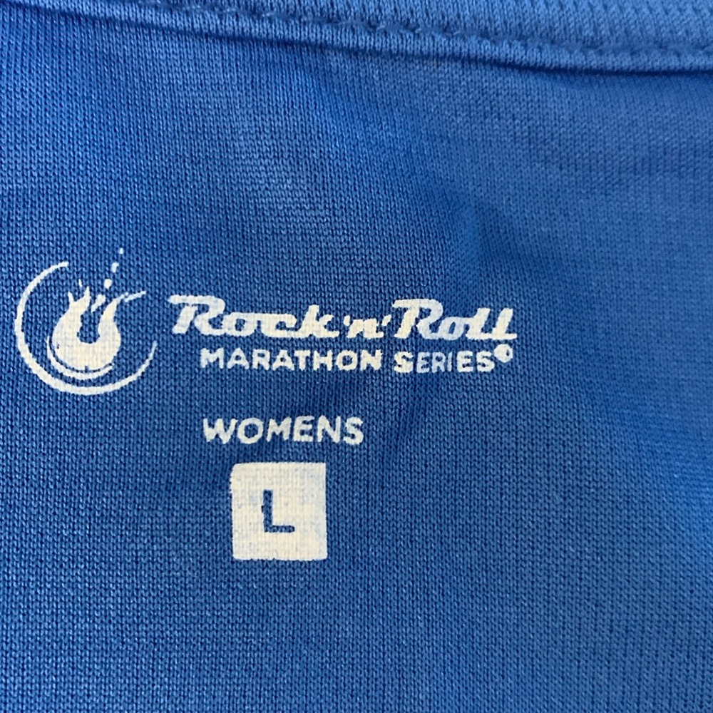 3/$20✨ Brooks Black Short Sleeve Tee Rock n Roll Series Marathon 2016 Nashville - Picture 4 of 10